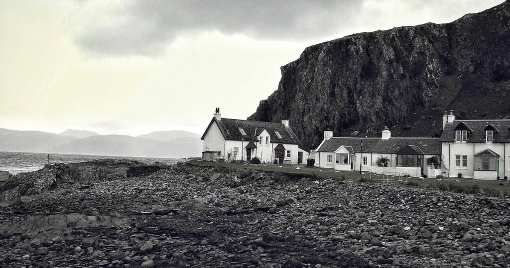 Mario Tennis Fever Review: Featured image showing Nintendo gaming and tennis